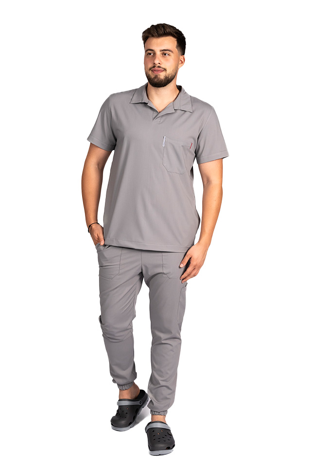 Tuta medica da uomo in tessuto polo elasticizzato grigio, con camicetta con scollo a V e pantaloni jogger, con coulisse ed elastico