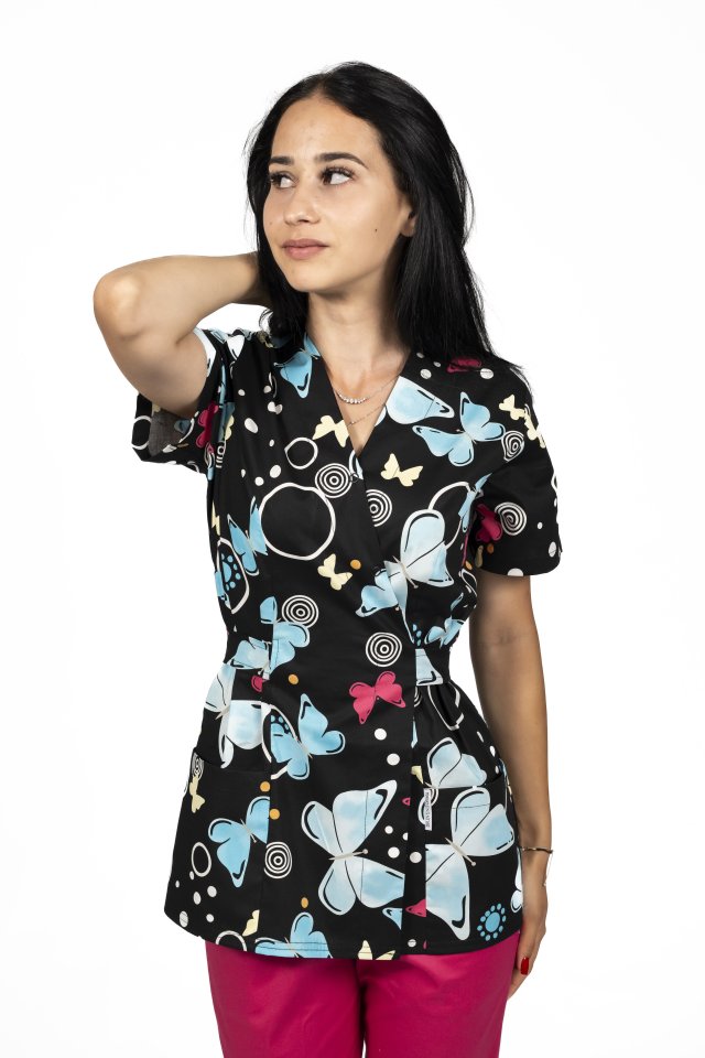 Camice medico kimono Blackbutterfly con due tasche applicate 