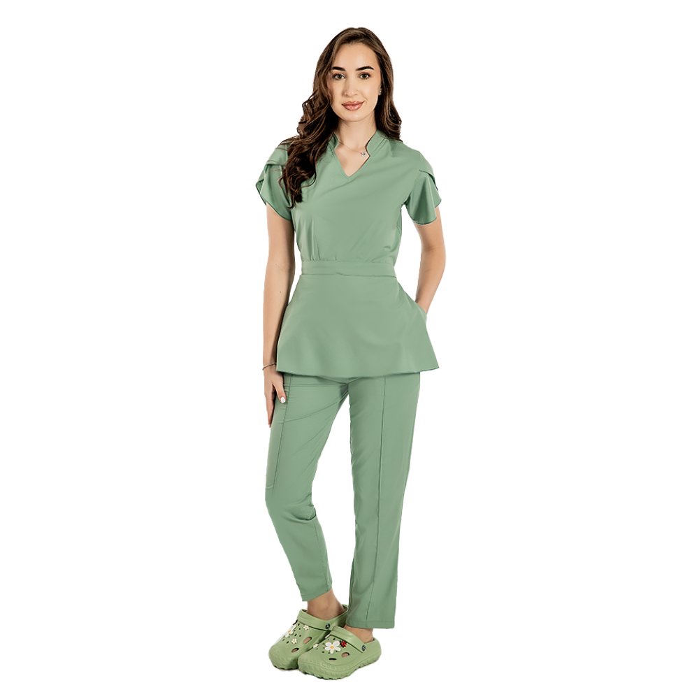 Tuta medica elasticizzata Alina, colore oliva, camicetta con coulisse e pantaloni con coulisse ed elastico