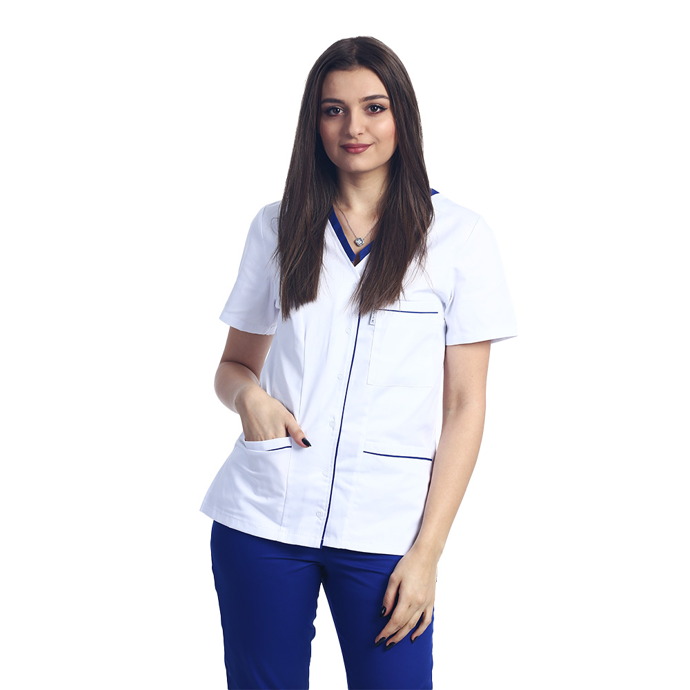 Tuta medica composta da camicetta bianca con paspol blu e pantaloni blu con elastico